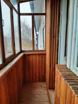 Продам двухкомнатную (2-комн.) квартиру, Брянской Пролетарской Дивизии ул, 17, Брянск г