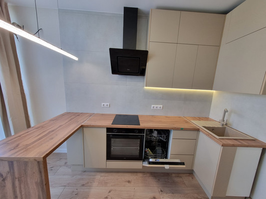 Продам однокомнатную (1-комн.) квартиру, Привокзальная ул, 3, Ростов-на-Дону г