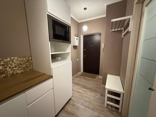 Продам однокомнатную (1-комн.) квартиру, Хохлова ул, 8, Гатчина г