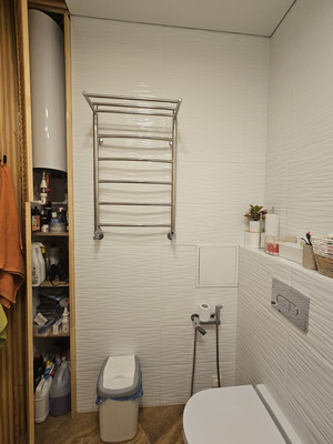 Продам трехкомнатную (3-комн.) квартиру, Солнечная ул, 2к1, Новороссийск г