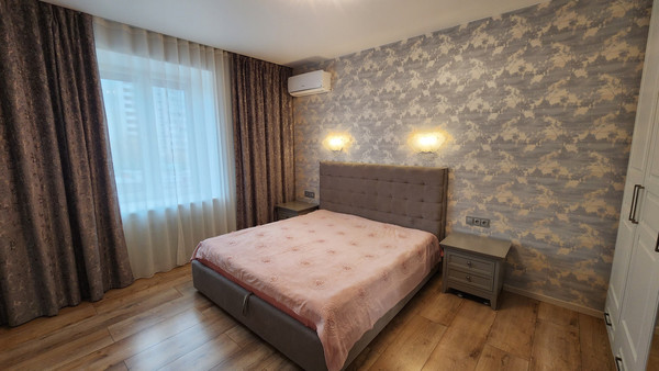 Продам двухкомнатную (2-комн.) квартиру, Трофимова ул, 35к20, Москва г