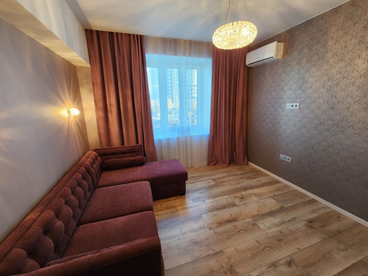 Продам двухкомнатную (2-комн.) квартиру, Трофимова ул, 35к20, Москва г