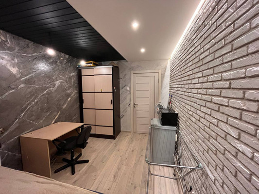 Продам комнату в 5-комн. квартире, Декабристов пер, 8, Санкт-Петербург г