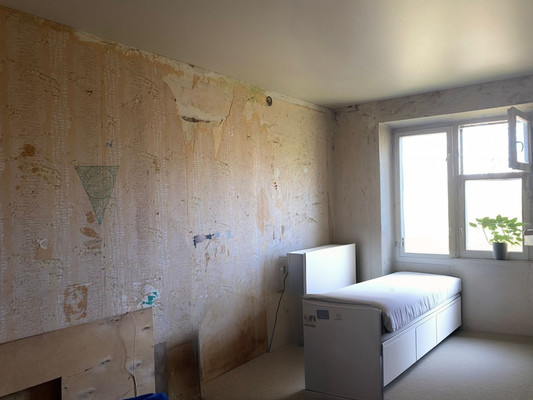 Продам двухкомнатную (2-комн.) квартиру, Киевская ул, 121, Симферополь г