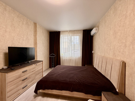 Продам однокомнатную (1-комн.) квартиру, Крымской весны ул, 5ак5, Мирное с