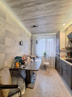 Продам трехкомнатную (3-комн.) квартиру, Дружбы ул, 6/2, Чехов г