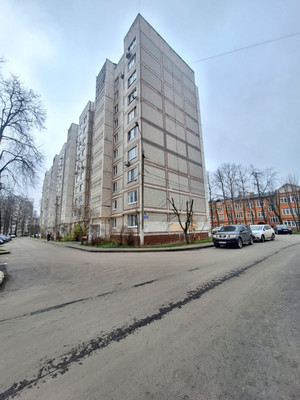 Продам трехкомнатную (3-комн.) квартиру, Дружбы ул, 6/2, Чехов г