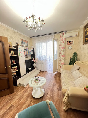 Продам однокомнатную (1-комн.) квартиру, Жмайлова ул, 4к2, Ростов-на-Дону г