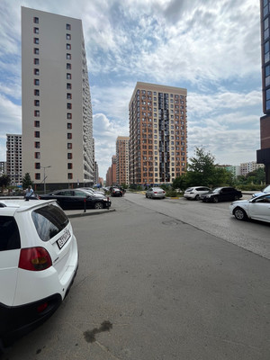 Продам трехкомнатную (3-комн.) квартиру, Орбитальная ул, 17, Ростов-на-Дону г