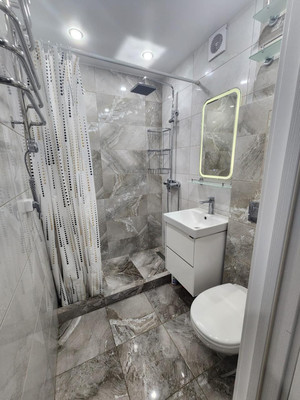 Продам двухкомнатную (2-комн.) квартиру, Гагарина (Центральный р-н) ул, 10, Сочи г