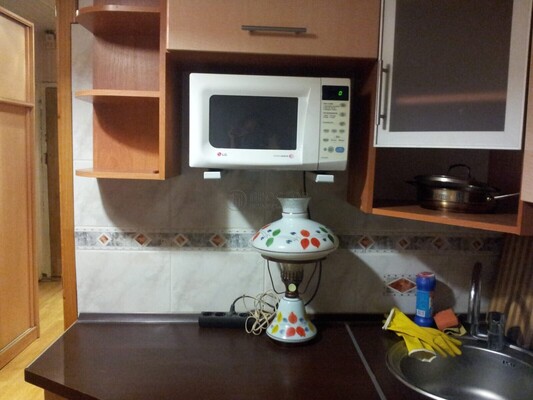 Продам однокомнатную (1-комн.) квартиру, Барвихинская ул, 10, Москва г