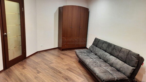 Продам двухкомнатную (2-комн.) квартиру, Пролетарский пр-кт, 7, Москва г