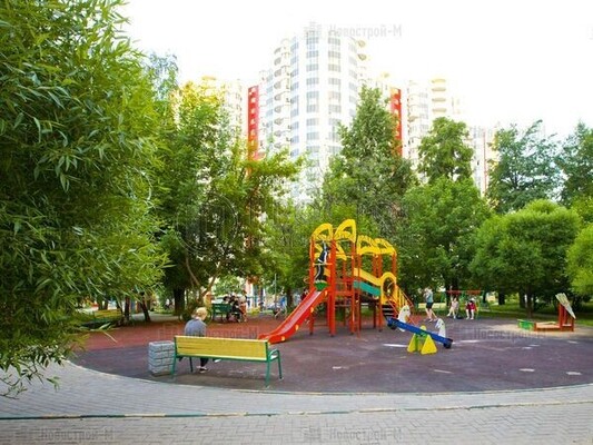 Продам двухкомнатную (2-комн.) квартиру, Пролетарский пр-кт, 7, Москва г