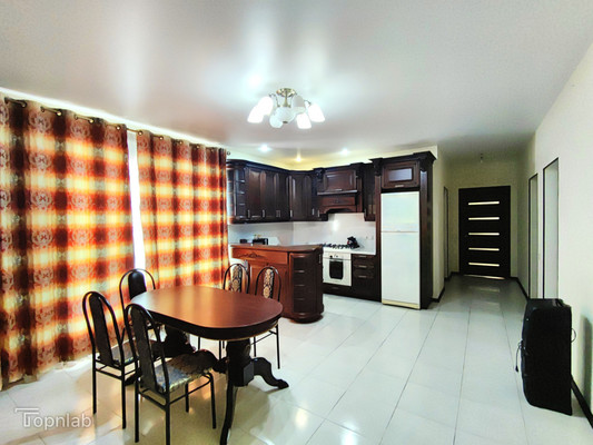 Продам трехкомнатную (3-комн.) квартиру, Фестивальный пер, 39, Белореченск г