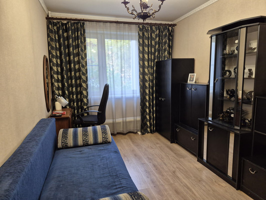 Продам трехкомнатную (3-комн.) квартиру, Каширское ш, 78к2, Москва г