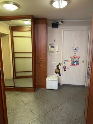 Продам двухкомнатную (2-комн.) квартиру, Ясногорская ул, 17к1, Москва г