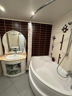 Продам двухкомнатную (2-комн.) квартиру, Ясногорская ул, 17к1, Москва г