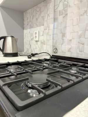 Продам однокомнатную (1-комн.) квартиру, Молодежная ул, 1в, Семеновка с