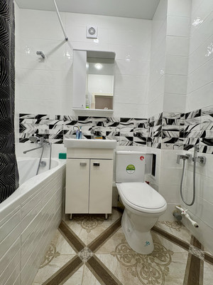 Продам однокомнатную (1-комн.) квартиру, Молодежная ул, 1в, Семеновка с