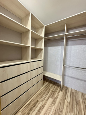 Продам однокомнатную (1-комн.) квартиру, Молодежная ул, 1в, Семеновка с