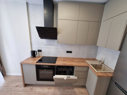 Продам однокомнатную (1-комн.) квартиру, Привокзальная ул, 3, Ростов-на-Дону г