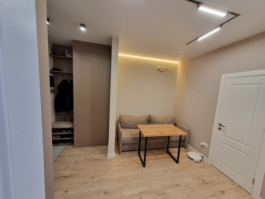 Продам однокомнатную (1-комн.) квартиру, Привокзальная ул, 3, Ростов-на-Дону г