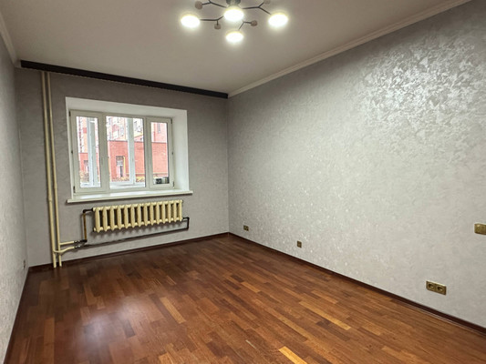 Продам двухкомнатную (2-комн.) квартиру, им Владимира Махалина мкр, 25, Дмитров г