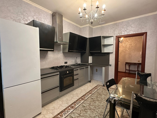 Продам двухкомнатную (2-комн.) квартиру, им Владимира Махалина мкр, 25, Дмитров г