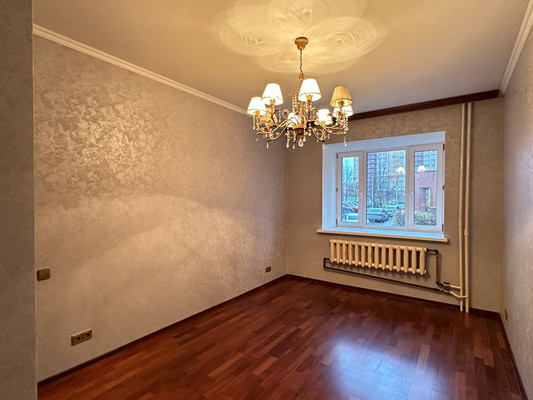 Продам двухкомнатную (2-комн.) квартиру, им Владимира Махалина мкр, 25, Дмитров г