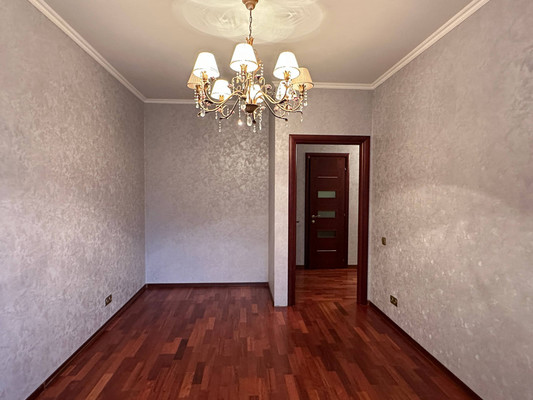 Продам двухкомнатную (2-комн.) квартиру, им Владимира Махалина мкр, 25, Дмитров г