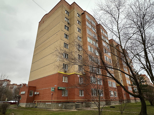 Продам двухкомнатную (2-комн.) квартиру, им Владимира Махалина мкр, 25, Дмитров г