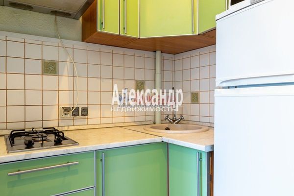 Сдам однокомнатную (1-комн.) квартиру, Невский пр-кт, 140, Санкт-Петербург г