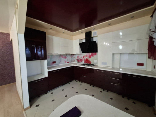 Продам многокомнатную квартиру, Вильямса ул, 2, Батайск г