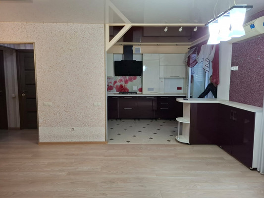 Продам многокомнатную квартиру, Вильямса ул, 2, Батайск г