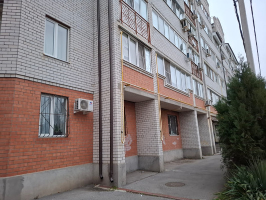 Продам многокомнатную квартиру, Вильямса ул, 2, Батайск г