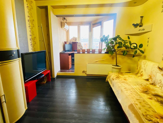 Продам трехкомнатную (3-комн.) квартиру, Гагарина пр-кт, 22к2, Люберцы г