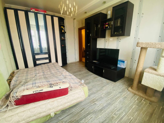 Продам трехкомнатную (3-комн.) квартиру, Гагарина пр-кт, 22к2, Люберцы г