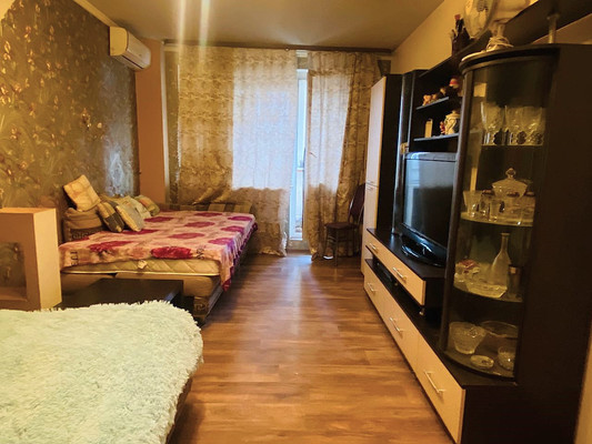 Продам трехкомнатную (3-комн.) квартиру, Гагарина пр-кт, 22к2, Люберцы г