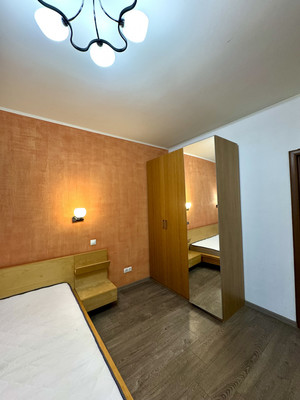 Продам двухкомнатную (2-комн.) квартиру, Ленинский пр-кт, 147к2, Санкт-Петербург г