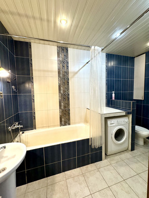 Продам двухкомнатную (2-комн.) квартиру, Ленинский пр-кт, 147к2, Санкт-Петербург г