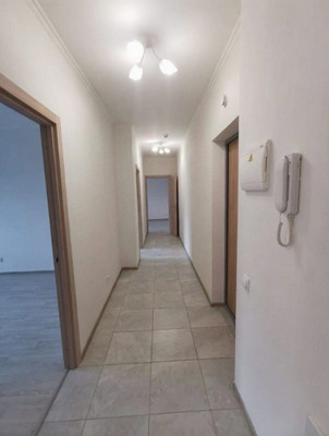 Продам трехкомнатную (3-комн.) квартиру, Варшавское ш, 100к1, Москва г