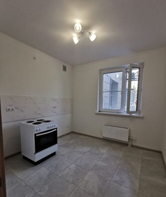 Продам трехкомнатную (3-комн.) квартиру, Варшавское ш, 100к1, Москва г