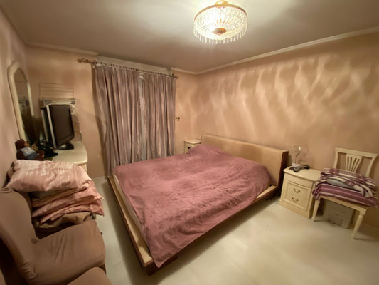 Продам многокомнатную квартиру, Культуры пр-кт, 25к4, Санкт-Петербург г