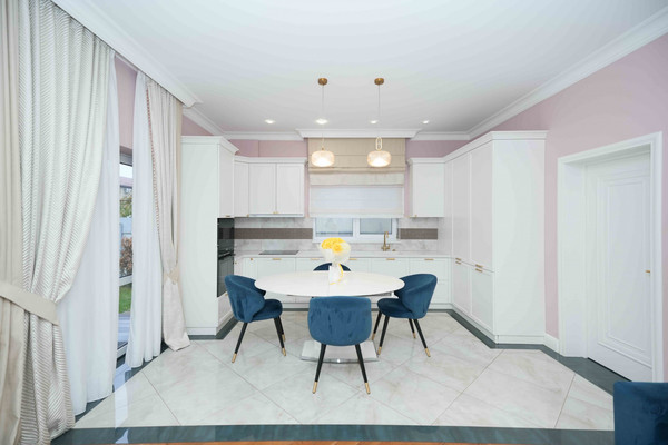 Продам дом, Луганская ул, 9/1, Краснодар г, 0 км от города