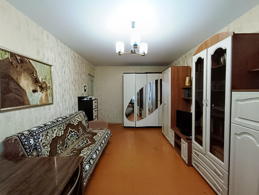 Продам двухкомнатную (2-комн.) квартиру, Любимова ул, 6, Иваново г