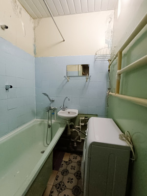 Продам двухкомнатную (2-комн.) квартиру, Любимова ул, 6, Иваново г