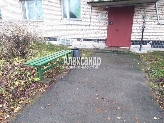 Продам однокомнатную (1-комн.) квартиру, Гагарина ул, 1, Кузнечное гп