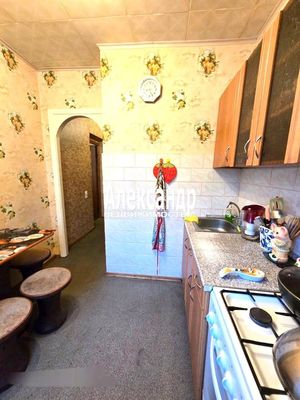 Продам однокомнатную (1-комн.) квартиру, Гагарина ул, 1, Кузнечное гп