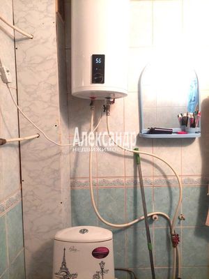 Продам однокомнатную (1-комн.) квартиру, Гагарина ул, 1, Кузнечное гп