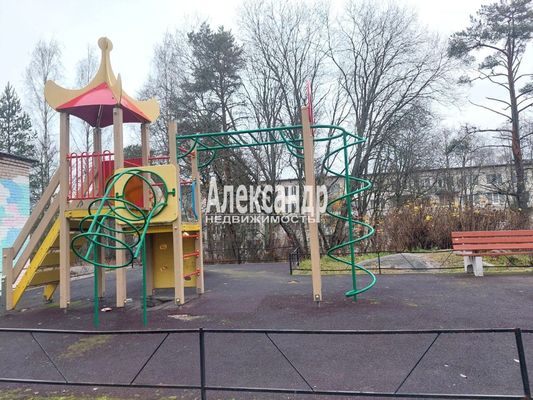 Продам однокомнатную (1-комн.) квартиру, Гагарина ул, 1, Кузнечное гп